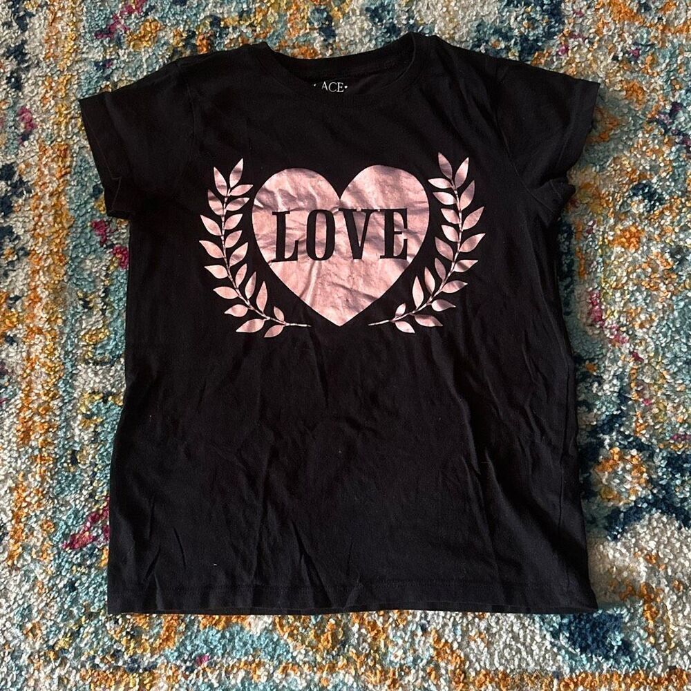 Children’s place size Medium 7/8 black “ LOVE” girls t shirt